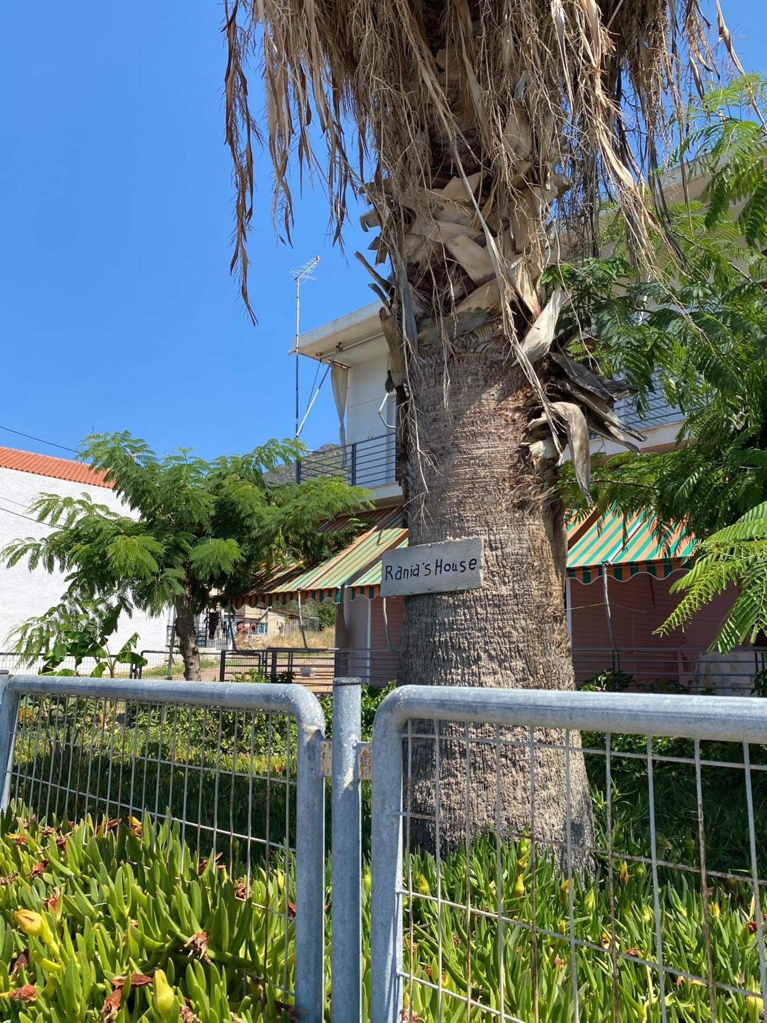 Rania'S House Apartment Methana Ngoại thất bức ảnh